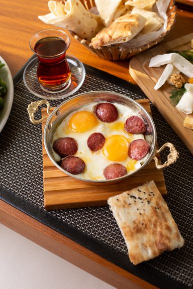 FRÜHSTÜCKSPLATTEN